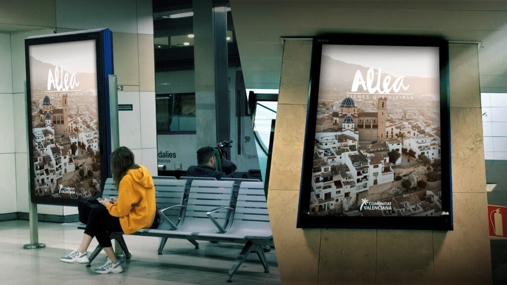 Circuito de Mupis en Renfe/AVe y Metro BrankaTres